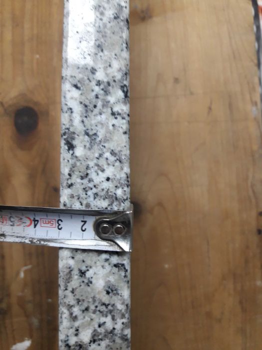 Parapety granitowe wewnętrzne,zewnętrzne