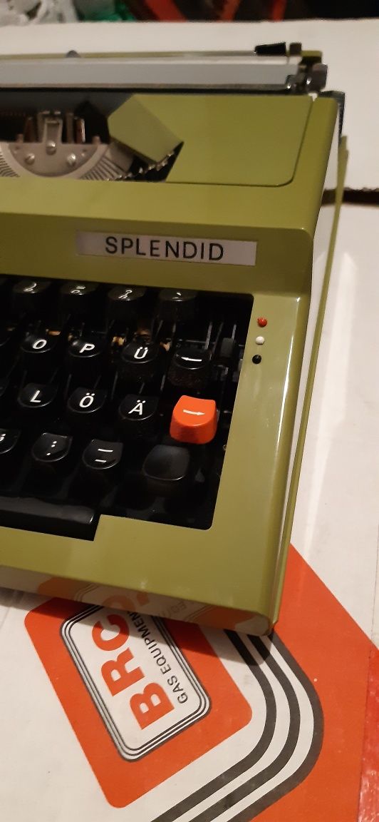 Maszyna do pisania Splendid