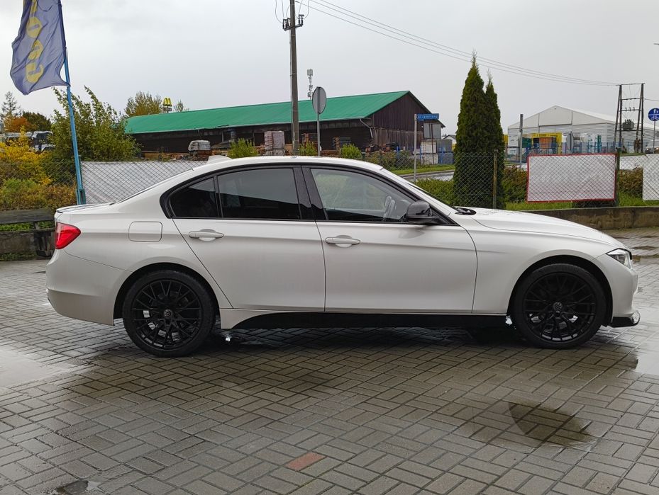 BMW SERIA 3 F30 318D