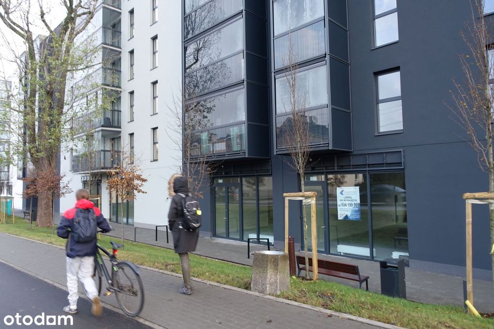 lokal użytkowy 74 m2 przy stacji PKP Pruszków ul. Waryńskiego 5/7