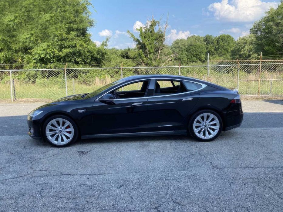 Tesla Model S      2014