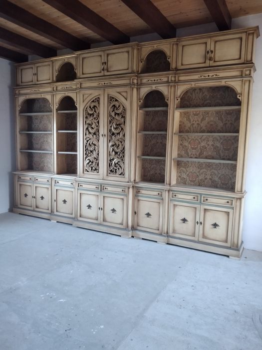 Стенка .Дерево берёза