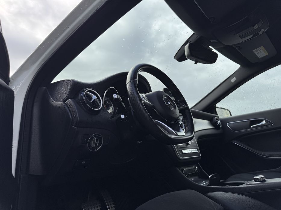 Mercedes-Benz Class A | 200 AMG Edition