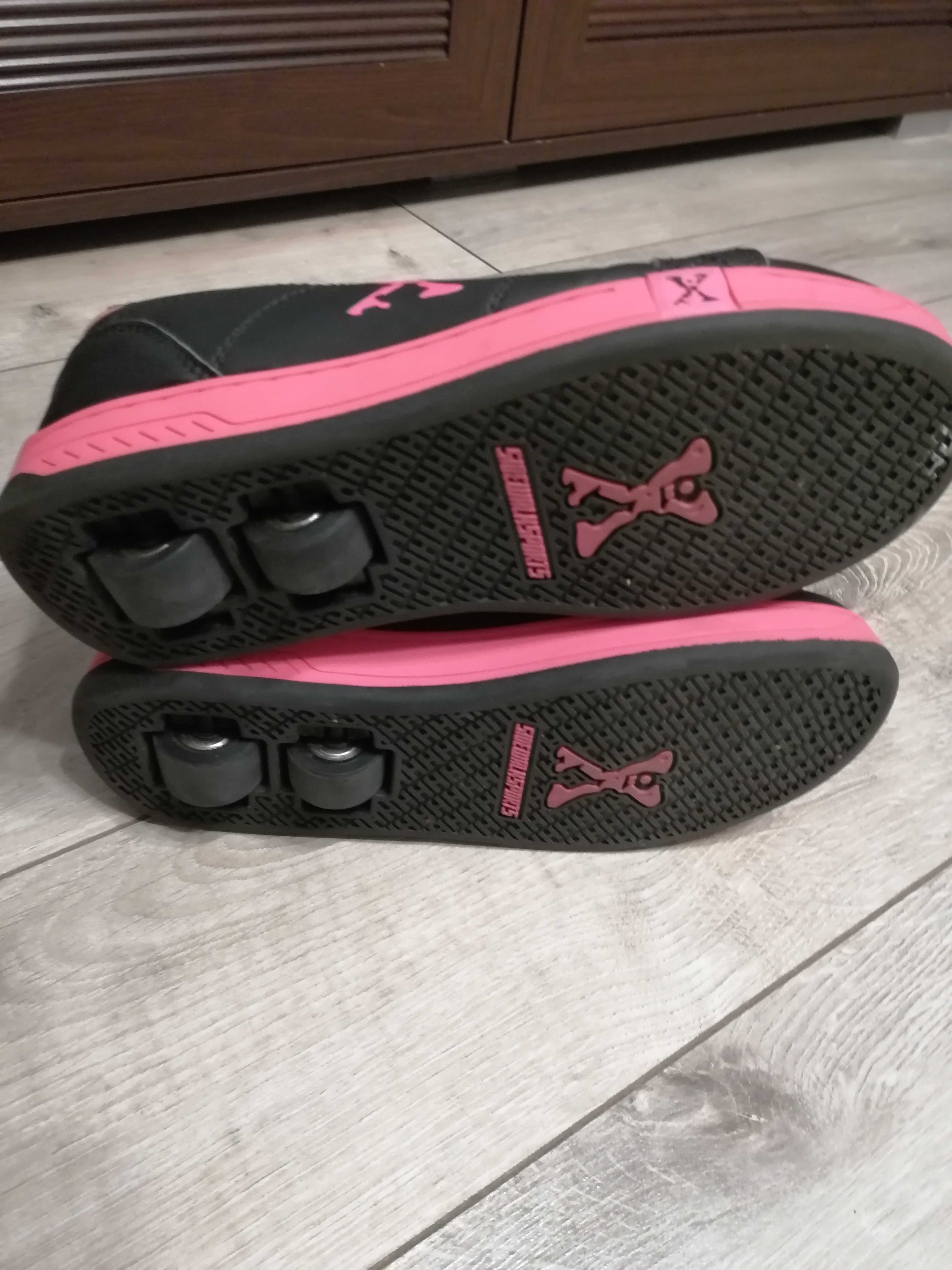 Buty z kółkami Sidewalk SPORTS r. 36,5, butorolki