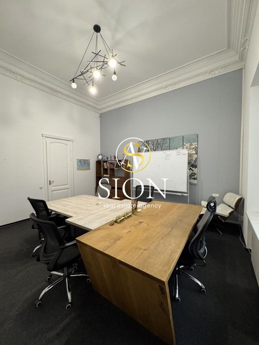 Продаж офісу 123 м2, Печерськ, Липки, Грушевського 16, навпроти ВР