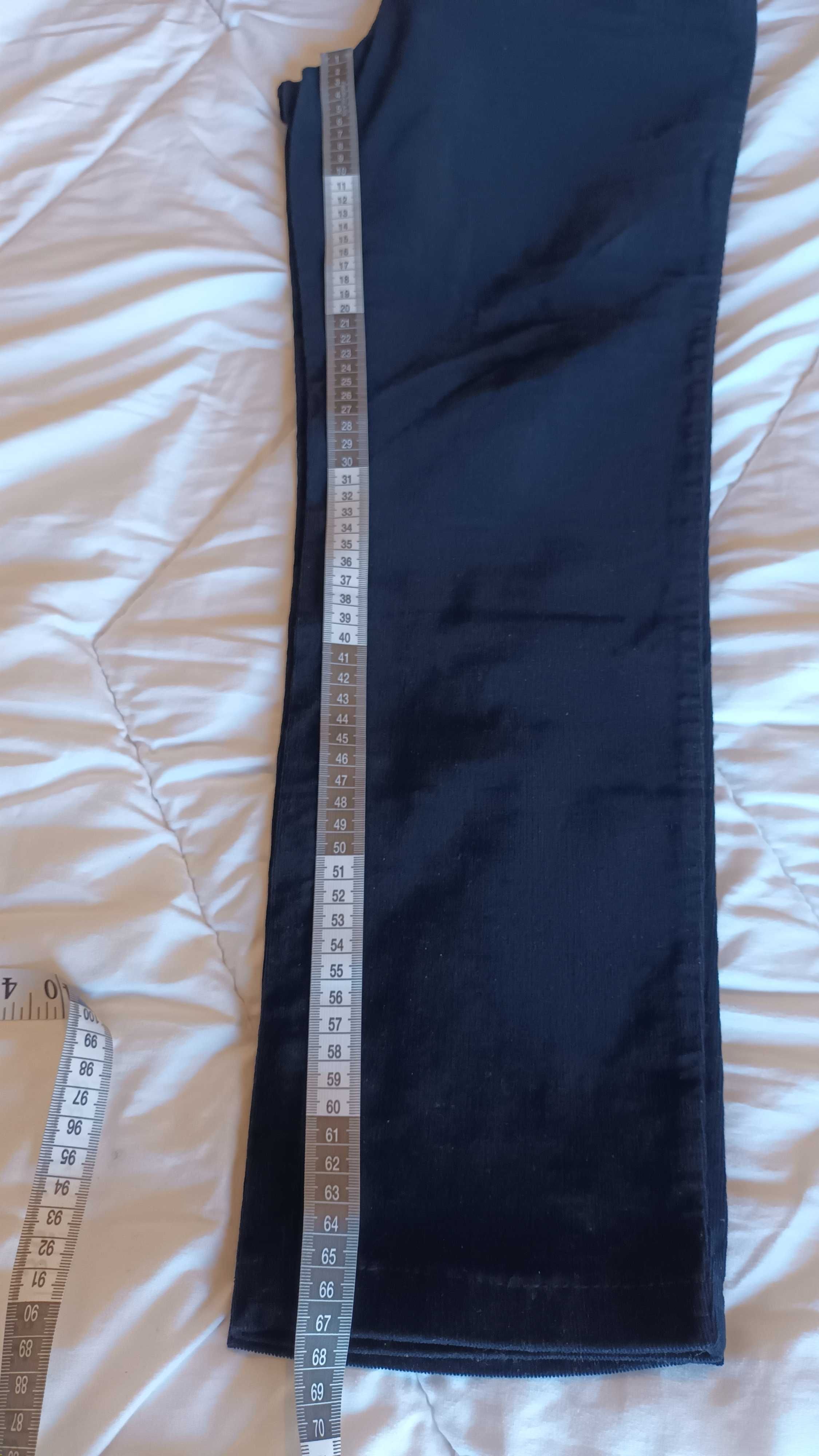 Jeggings em bombazine preta