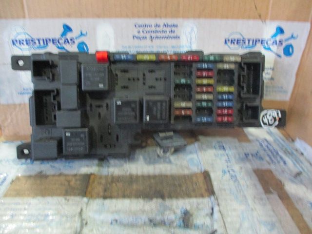 Caixa Fusiveis 518322110 VOLVO S60 2000 2.4T