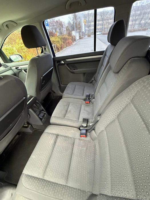 Volkswagen Touran 2.0LPG // Automat // Dobry Stan //Bez Korozji//Super