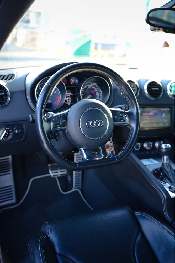 Audi TTS Quattro Stronic 2011