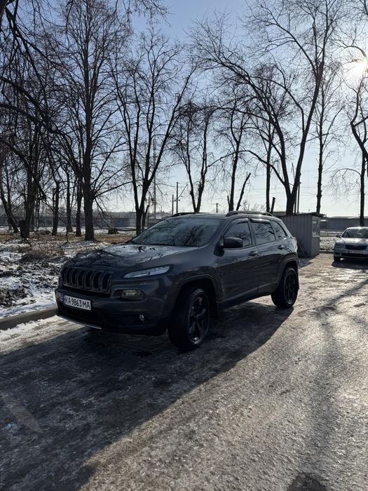Jeep Cherokee 3.2