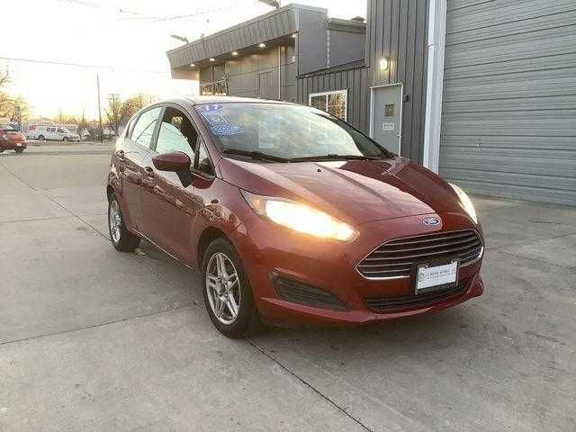 2017 Ford Fiesta SE Сів і поїхав