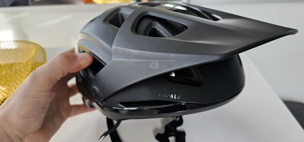 Kask Lazer Impala Black L 58-61
