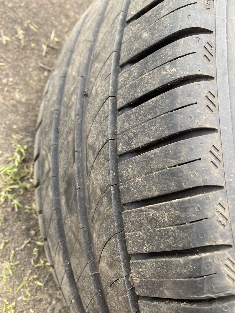 Opony letnie Kleber 225/40R19 prawie nowe