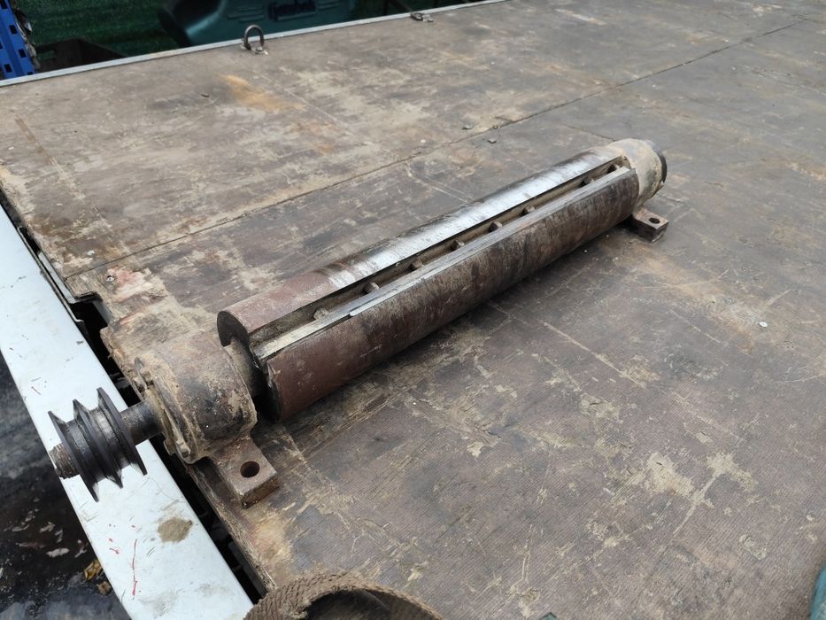 Wał do heblarki grubościówki ostrzałka do noży szlifierka drewna piła