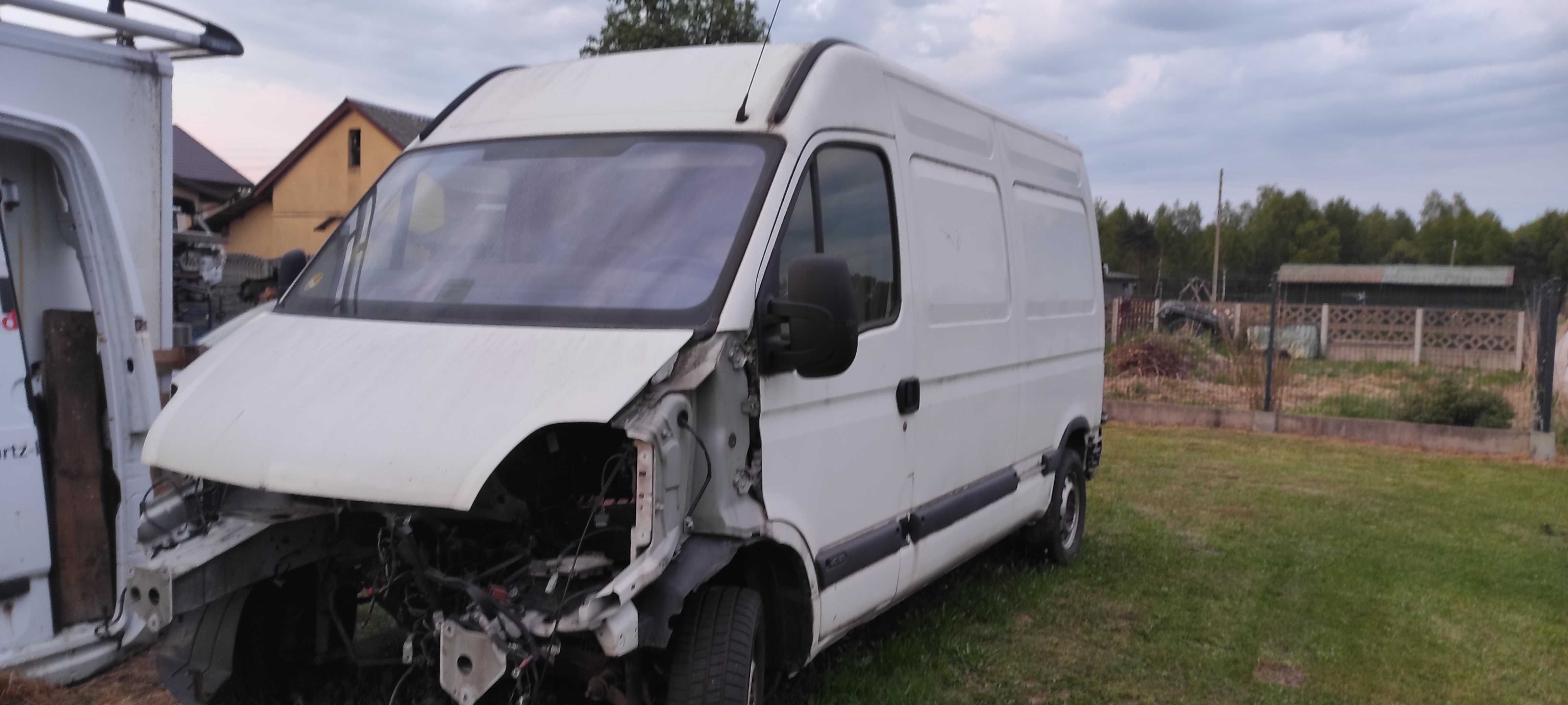 Renault master zdekompletowany 2006 rok