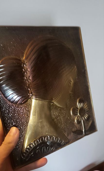 Картина из металла. Картина ссср картина с девушкой