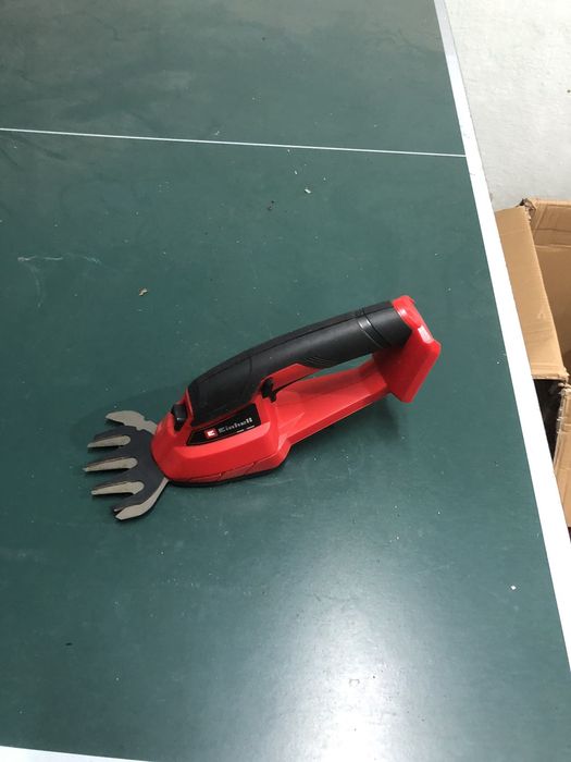 Ножиці для трави акумуляторні Einhell GE-CG 18/1