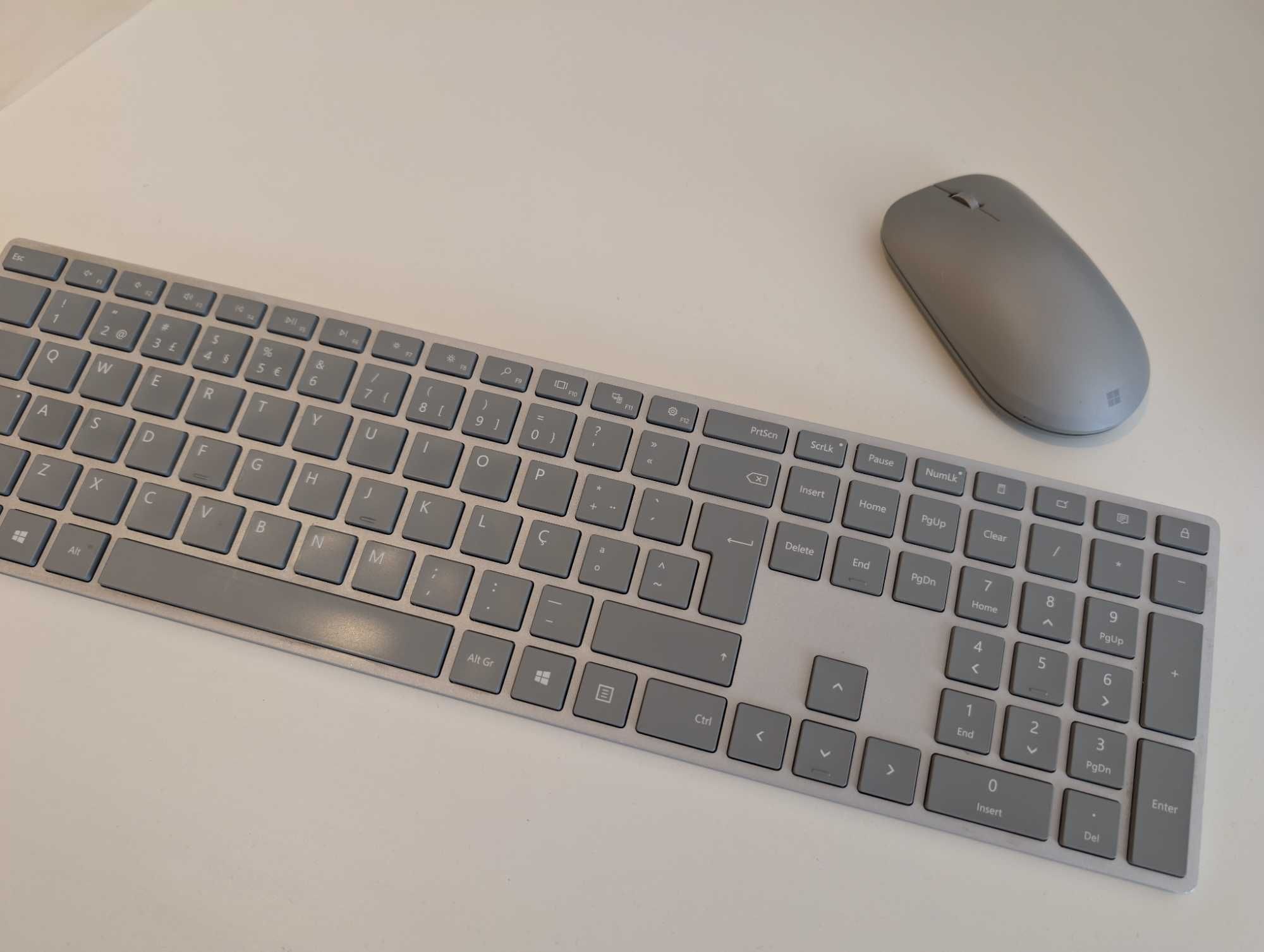 Microsoft Surface - Teclado + Rato