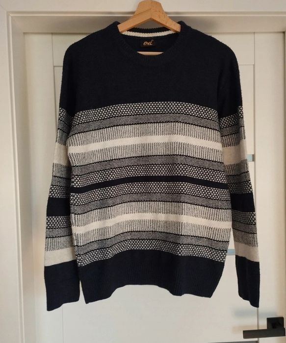 Sweter męski młodzieżowy
