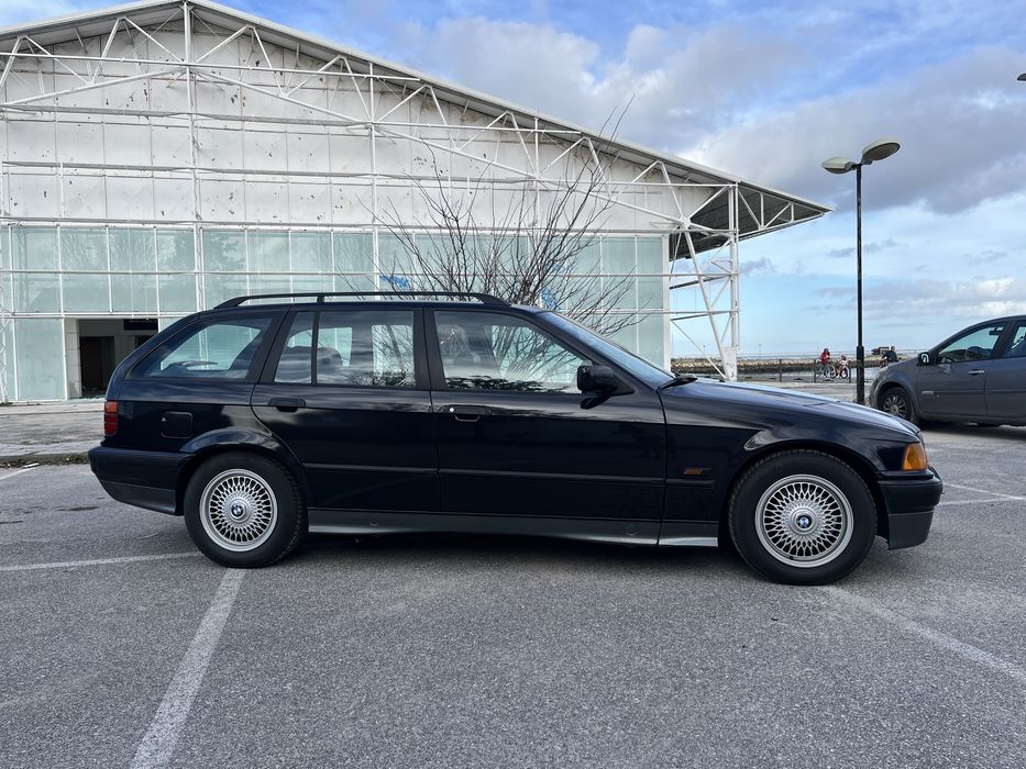 BMW 320i Touring E36 - 6 Cilindros