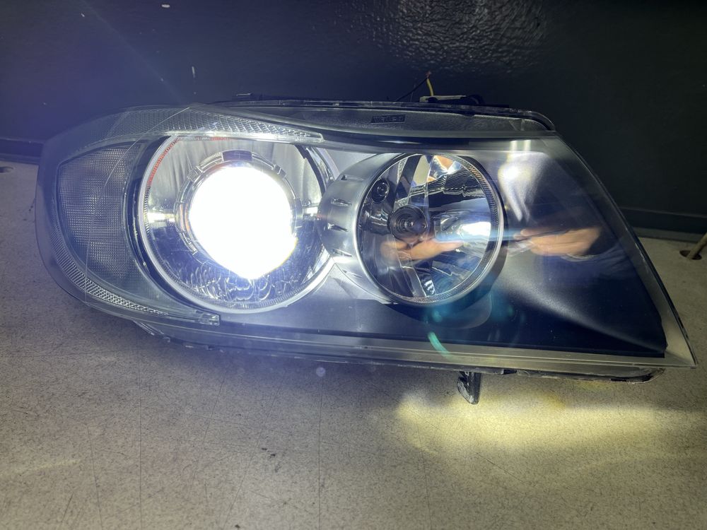 Bmw e90 e91 M3 lampy bi led komplet reflektory bi led