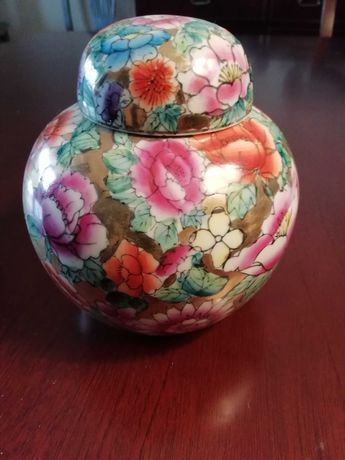 Pote Porcelana Chinesa "Mil Flores" e Pratos