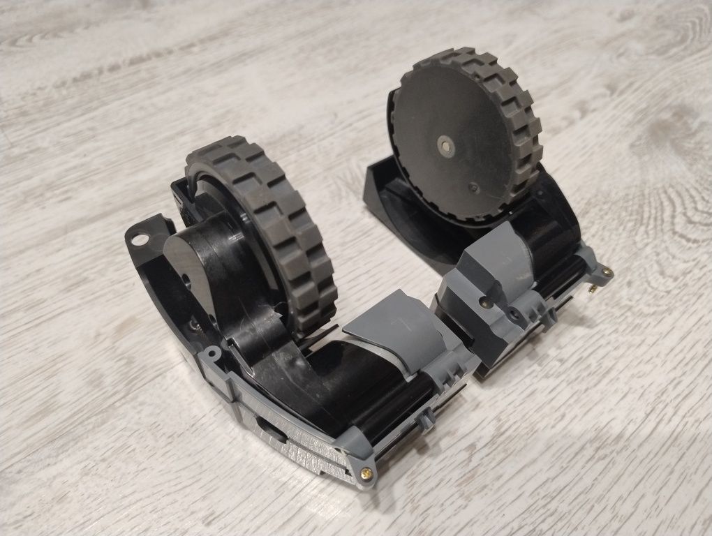 Moduł koła lewego ,L` + Moduł koła prawego ,R` Irobot Roomba i3,i5,i7