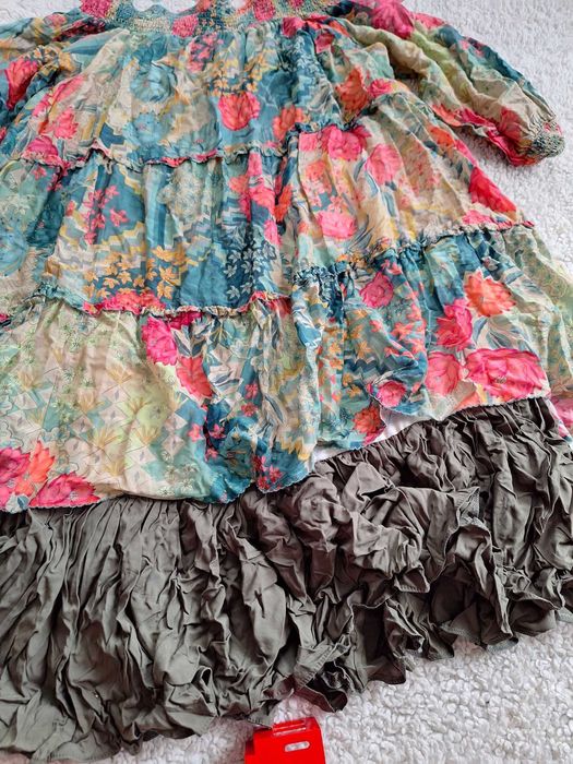 sukienka w kwiaty i falbany, letnia- a`la hiszpanka- damska: chufy