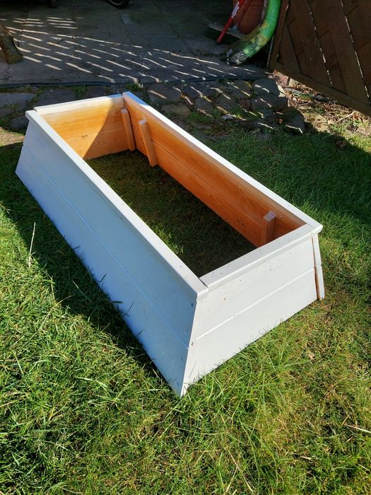 Skrzynka cmentarna nowa mała 100/50cm biała