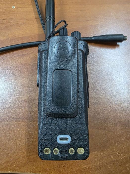 Радіостанція Motorola DP4400E