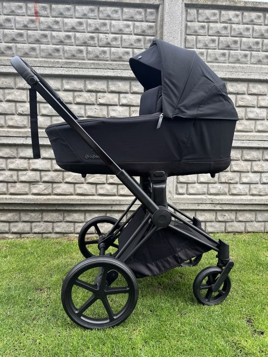 Cybex Priam 4.0 Black / Black Matt ( Gondola + Stelaż )