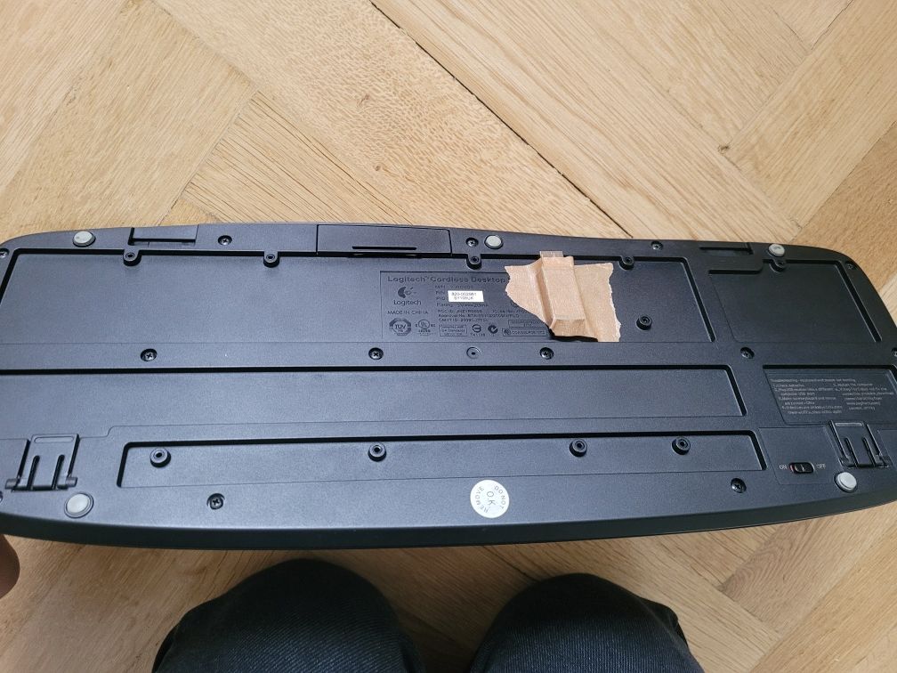 Klawiatura Logitech plus myszka