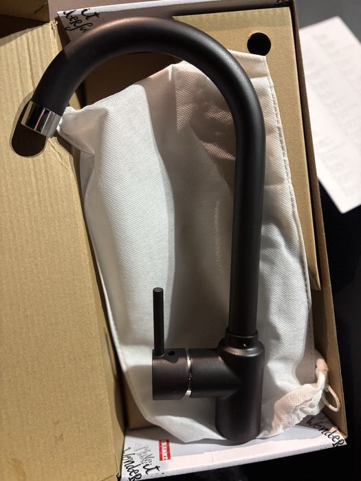 Zlewozmywak Franke Orion OID 611-62 onyx z syfonem przyściennym