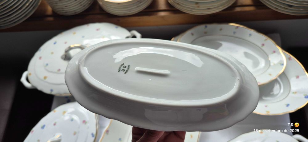 Serviço de jantar Vintage  S.P. Coimbra