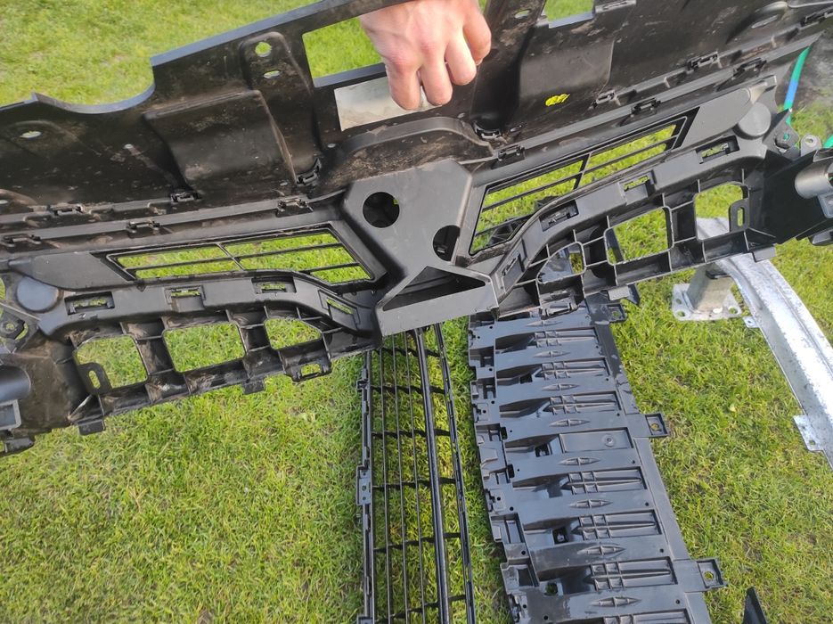 Решітки радіатора, підсилювач