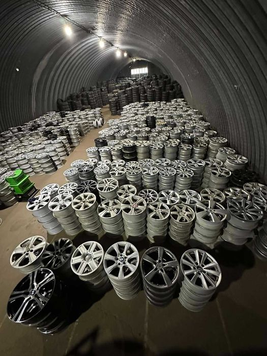 великий склад дисків 5 120 r16 на bmw