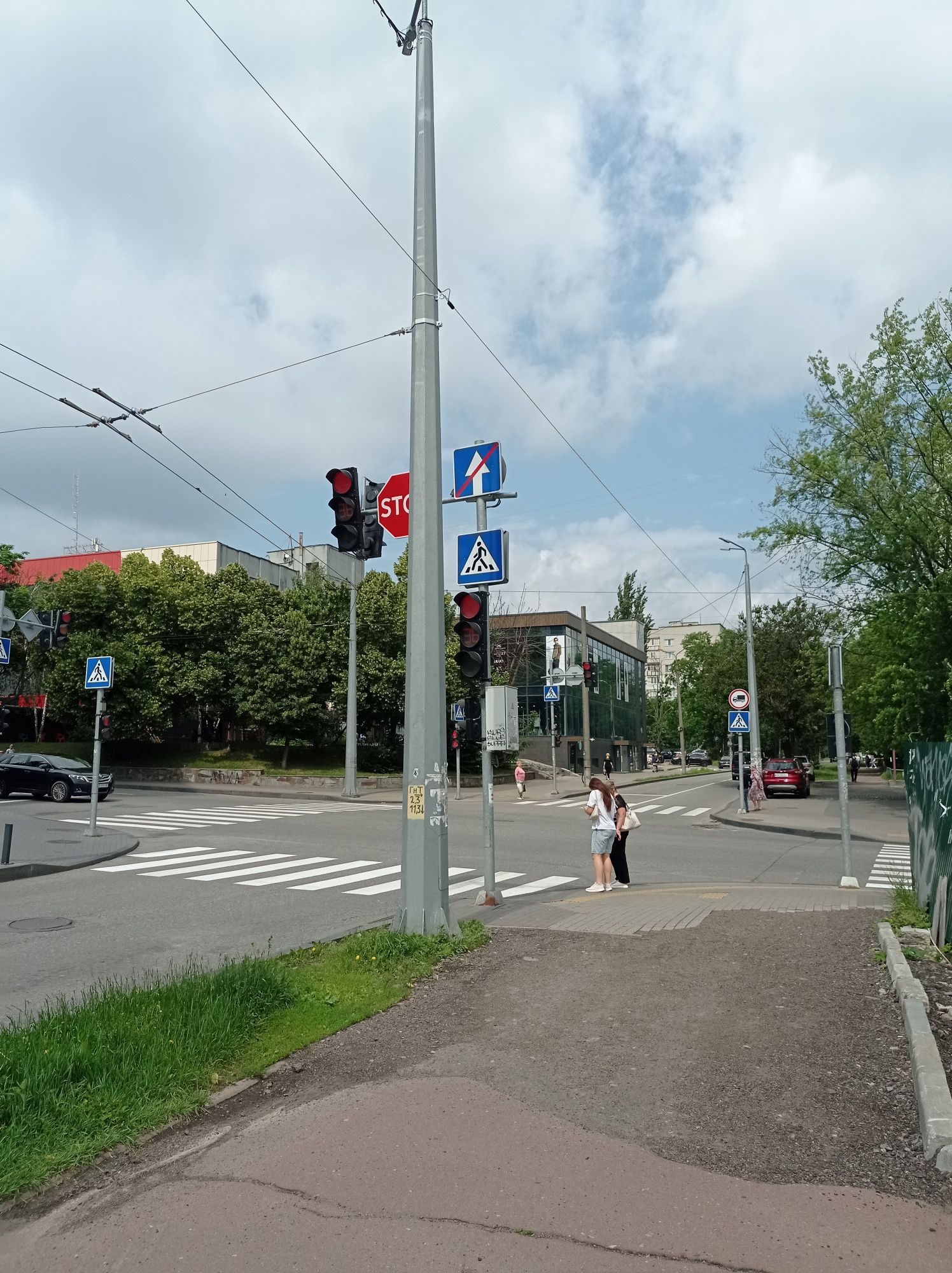 2-х кім. кв-ра в центрі. Вул. П'ятницька, ЦУМ.