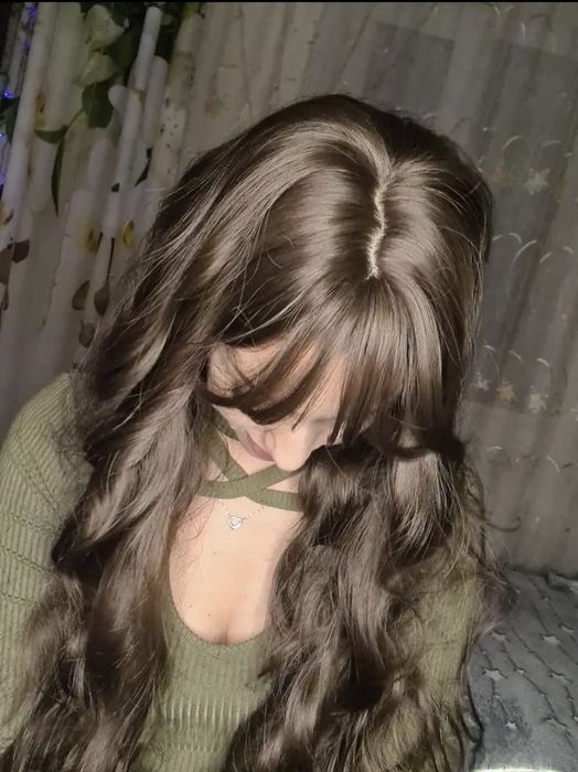 Peruka chłodny brąz długie włosy jak naturalne