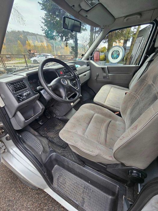 Volkswagen  Transporter T4 2.5 TDI