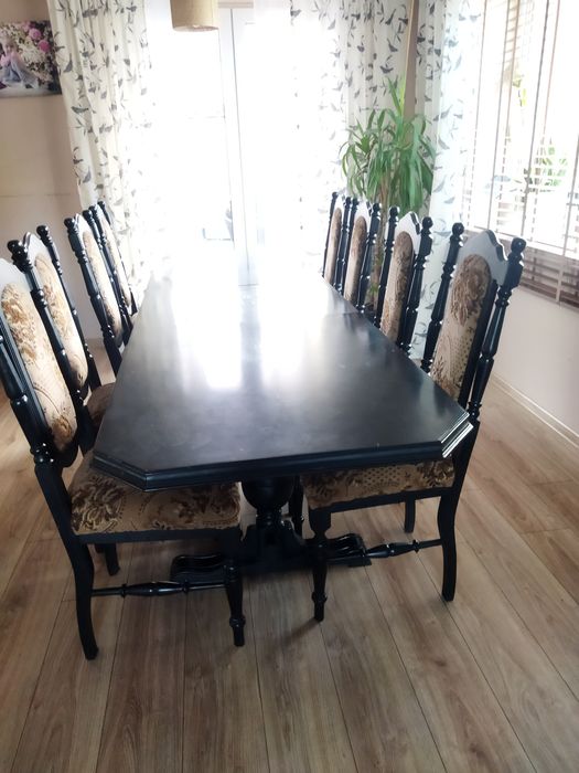 Stół kalwaryjski 200-260 x 80 + 8 krzeseł