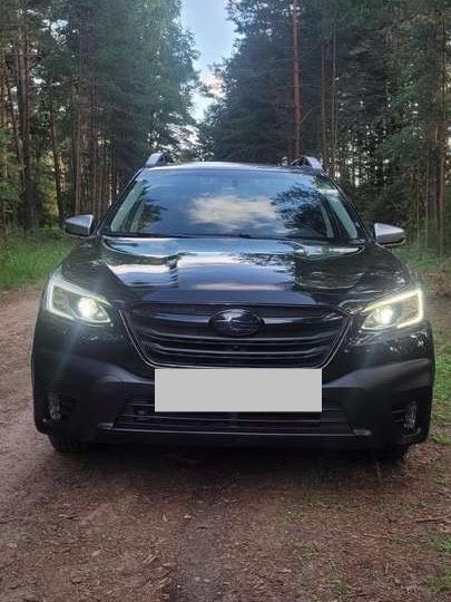 Продаю Subaru Outback 2.5 (2020)