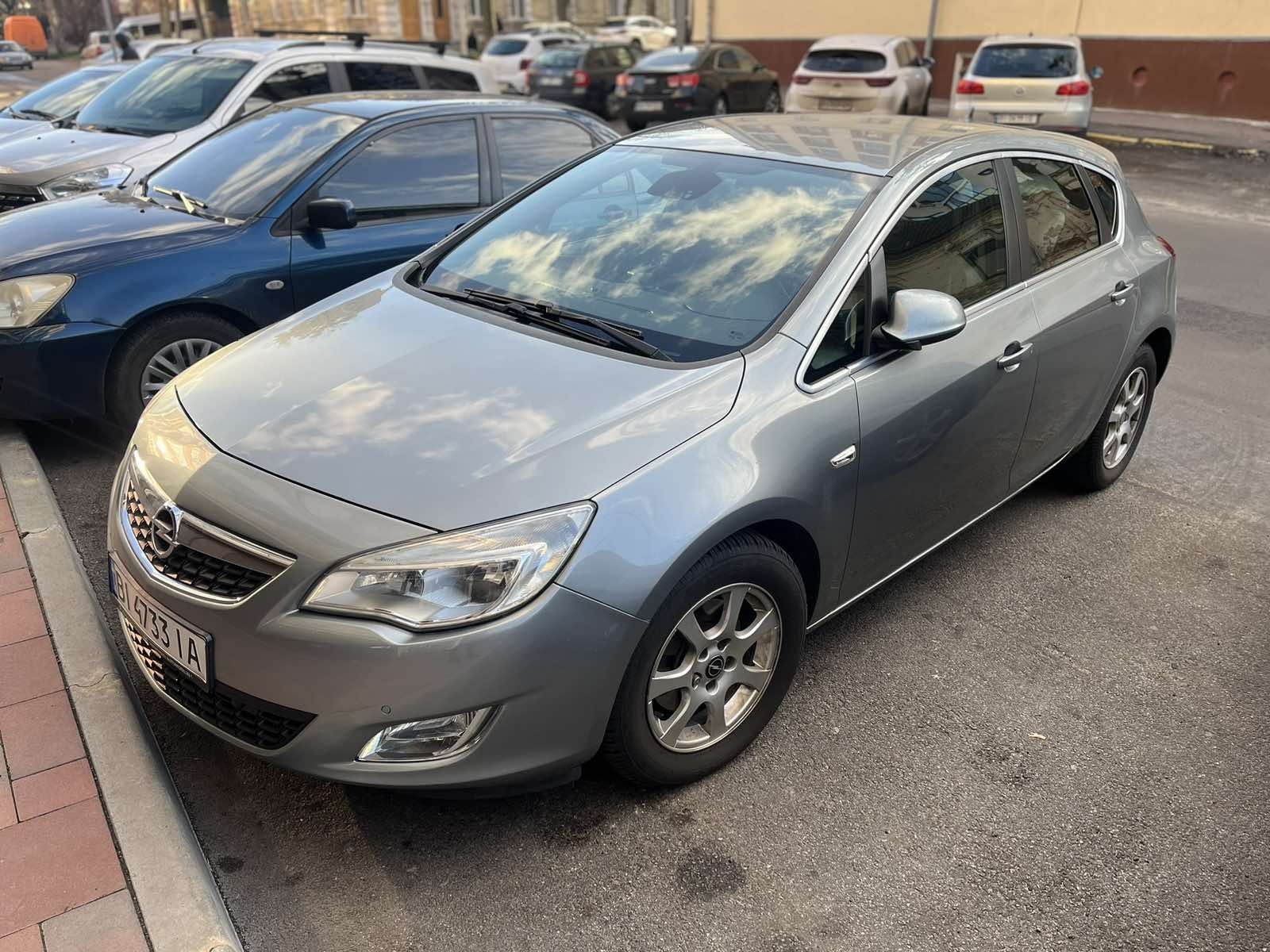 Opel Astra J  1.7 дизель 2011р.