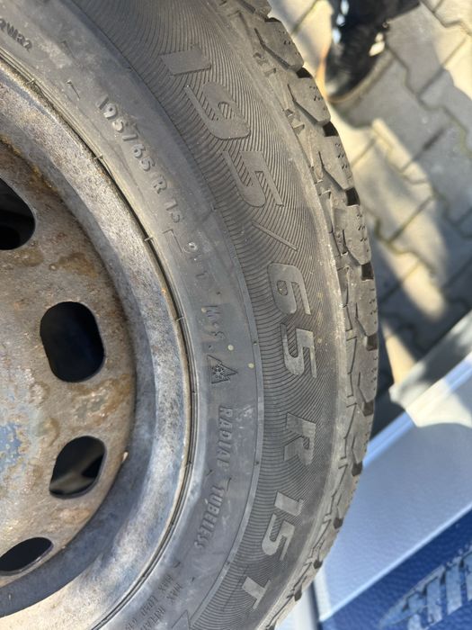 Koła Ford 5x108 felgi 15” opony zimowe 195/65 r15 focus komplet
