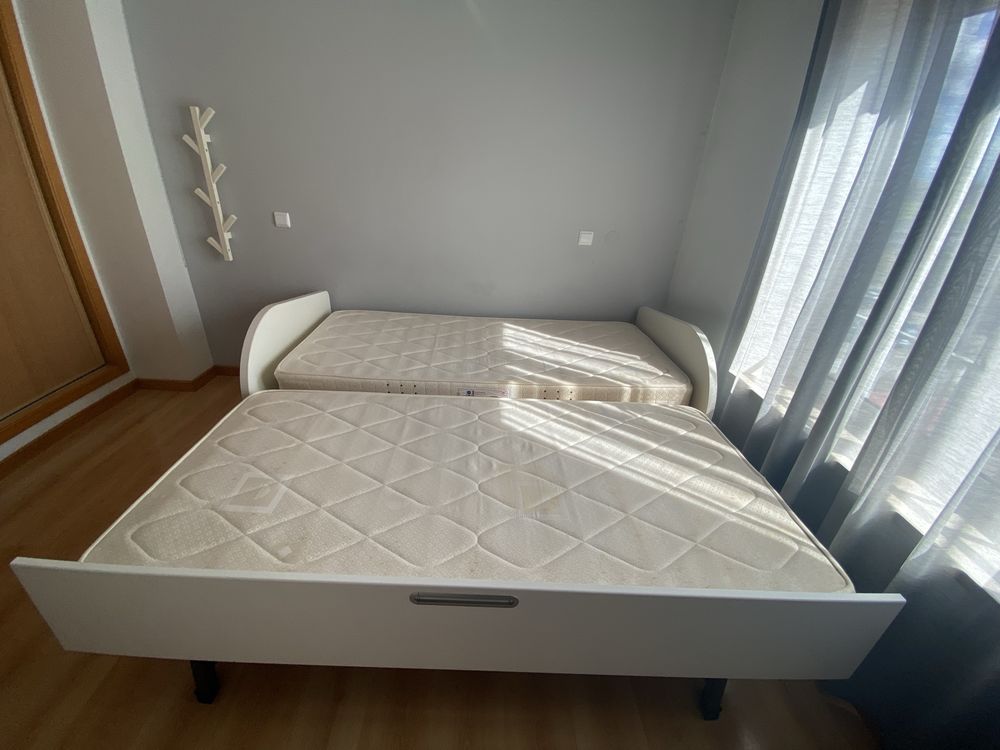 Conjunto de cama ajustável + movel