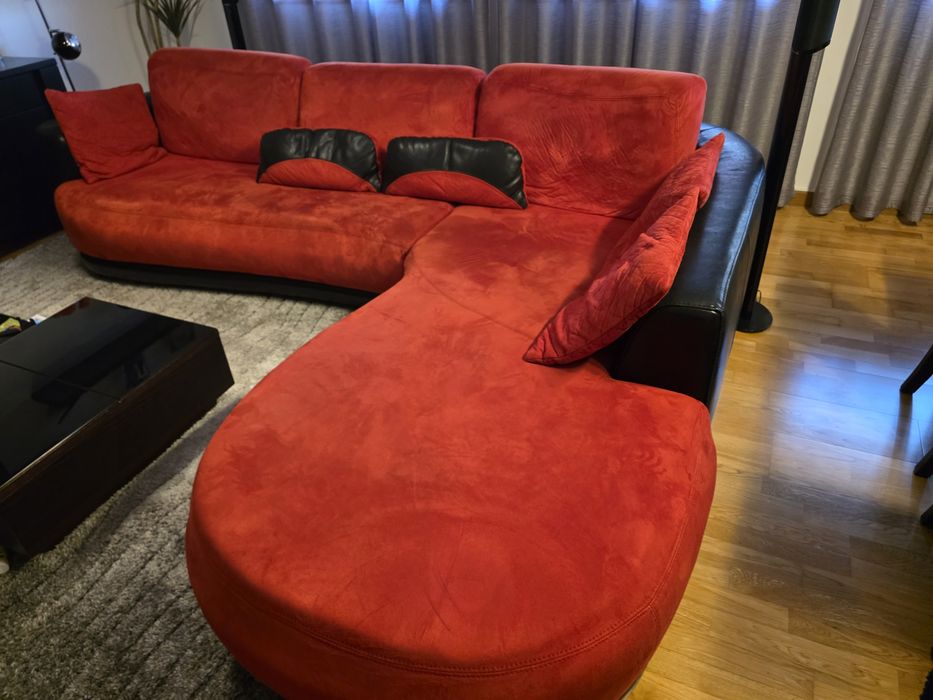 Sofa Vermelho com Chaise Long