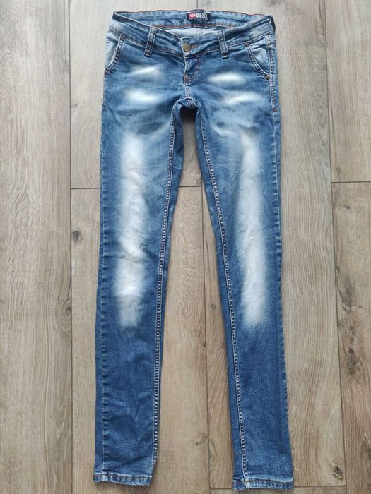 Стильные женские джинсы Diesel (Tурция) голубого цвета, (см. замеры)