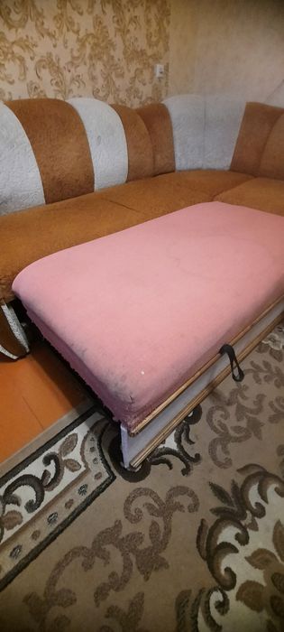 Кутовий диван розкладний