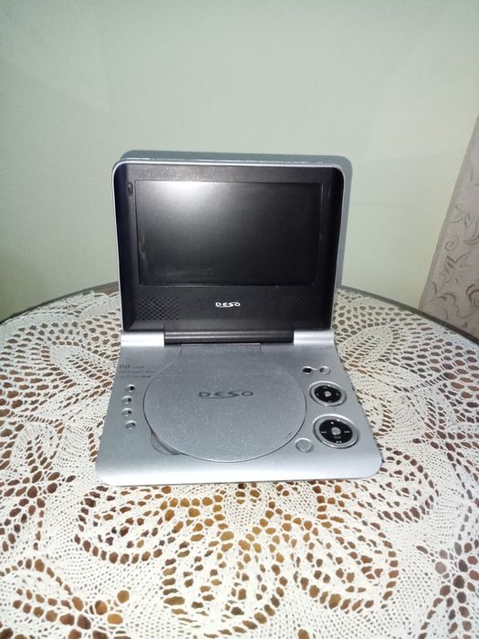 DESO TFDTV7187D,екран 7", USB, SD card,DVD, DivX, TV