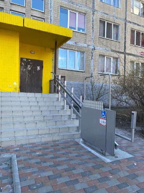 Продам 3 х комнатную три кімнатну Кваритиру Вишневе ЦЕНТР Ремонт хор 2