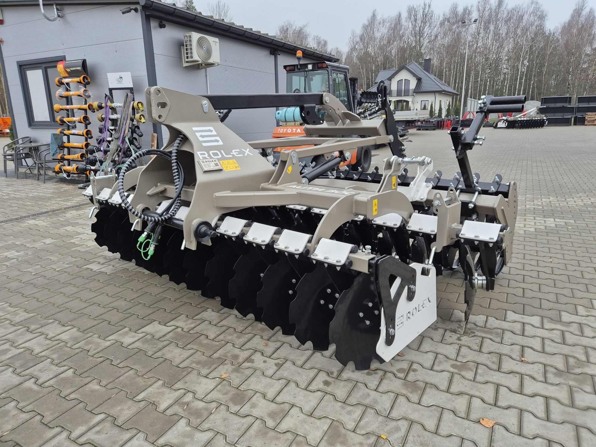 AUTH Agregat uprawowo-talerzowy z hydropakiem Rolex Tolmet GranoSystem